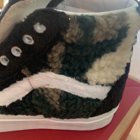 Vans SK8-Hi Sherpa in Camo - Picture 9 of 9